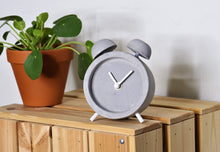 Load image into Gallery viewer, Driini Concrete Analog Desk and Table Clock